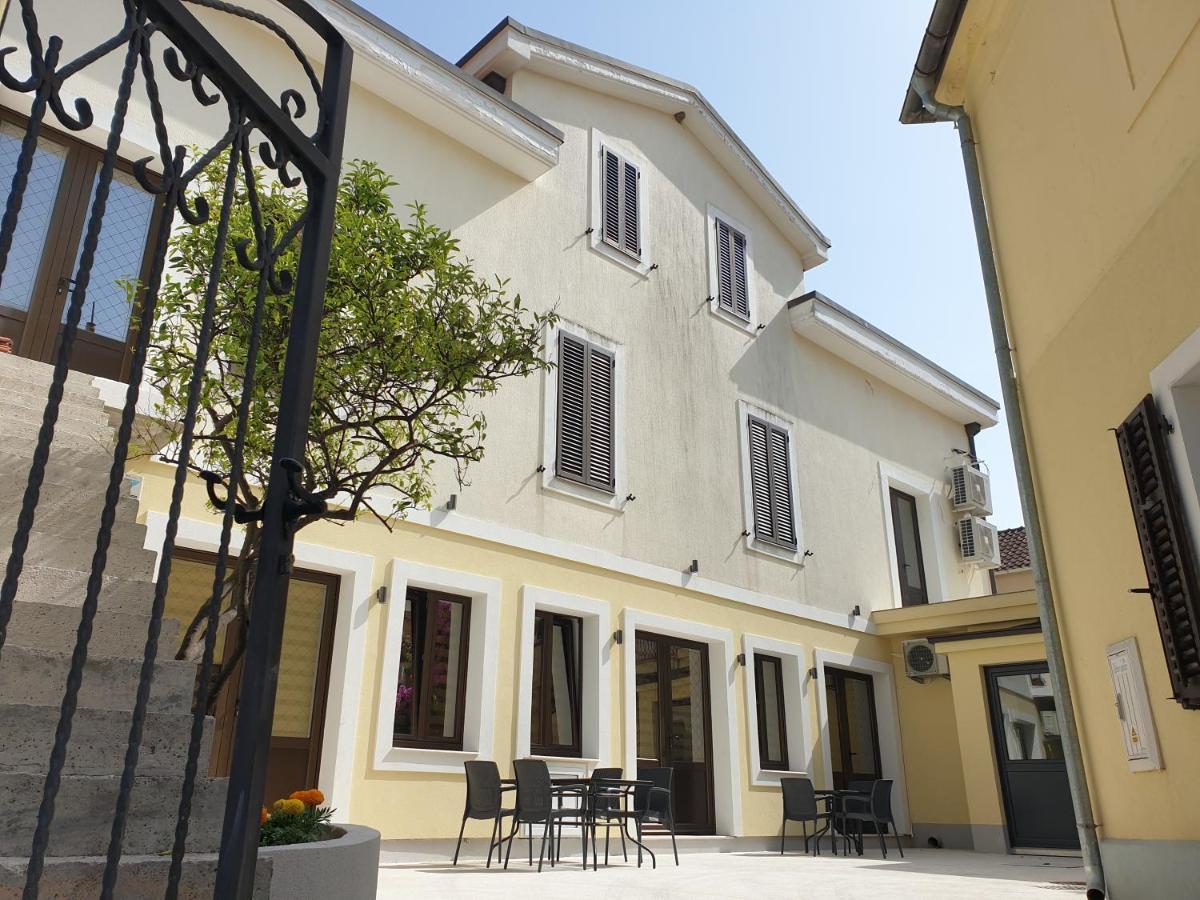 Ferienwohnung Kotor Center W Exterior foto