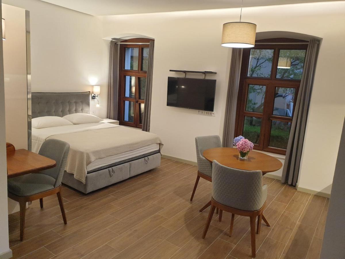 Ferienwohnung Kotor Center W Exterior foto